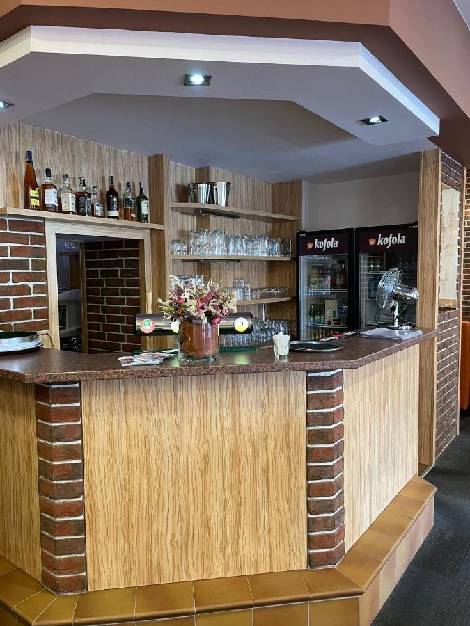 Hotel U Mesta Prahy Náchod Kültér fotó